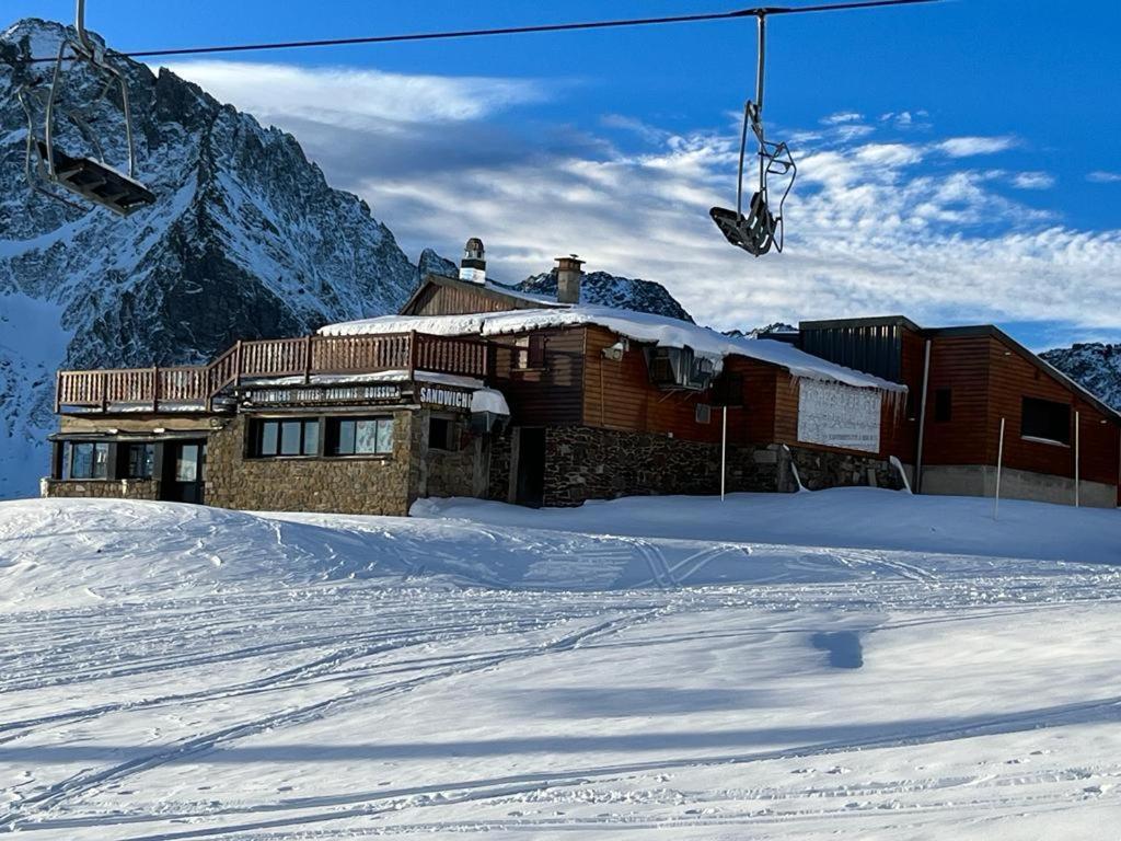 Chambre Pic Du Midi Appartement Only Adults Campan Exteriör bild